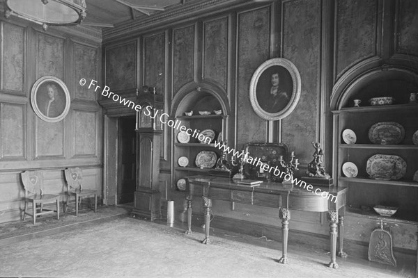 FRENCHPARK  THE HOUSE  IN PANELLED ROOM